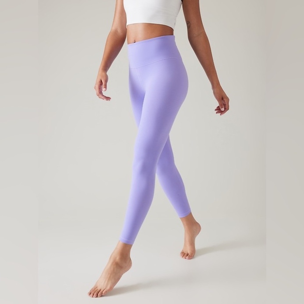 Athleta‎ Elation Ultra High Rise 7/8 Legging In Lavender Size Small